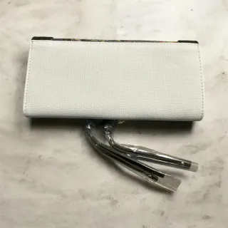 Billetera Le Pandorine floreale con frase