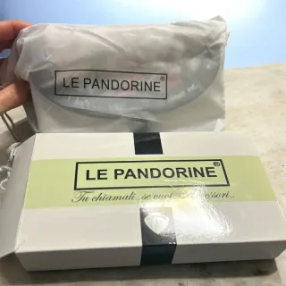 Billetera Le Pandorine floreale con frase