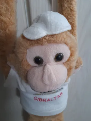 Mono de peluche colgante Gibraltar