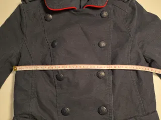 Chaqueta estilo militar TRF Zara azul marino