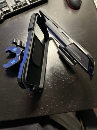 Soporte Móvil Impermeable BTNEEU