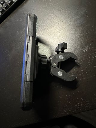 Soporte Móvil Impermeable BTNEEU