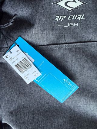 Maleta Rip Curl gris con ruedas