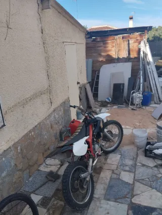 Yamaha dt Malaguti 50cc Motocross Roja y Blanca