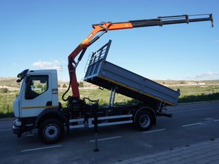 RENAULT MIDLUM D280 GRÚA PALFINGER