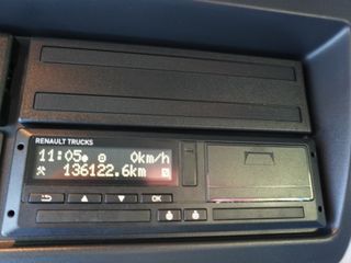 RENAULT MIDLUM D280 GRÚA PALFINGER