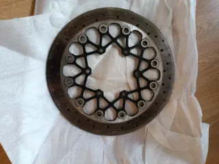 Discos de freno delanteros