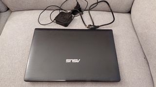 Portátil ASUS i3 4GB RAM 500GB HDD Negro