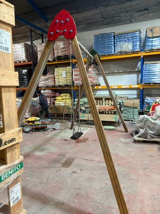 Attrezzature per parco giochi municipale