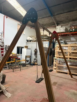 Attrezzature per parco giochi municipale