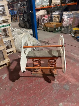 Attrezzature per parco giochi municipale