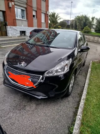 Peugeot 208 2013