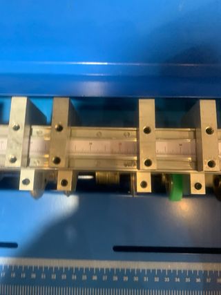 Máquina Plegadora Azul