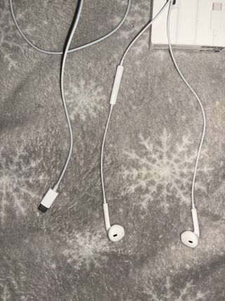 Auriculares Apple EarPods USB-C Blancos orginales