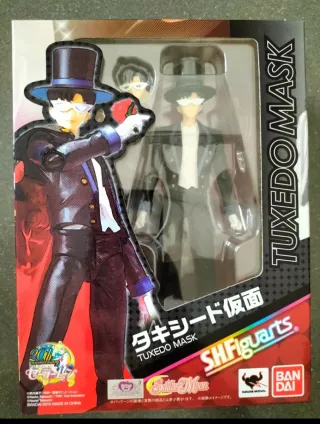 Tuxedo Mask 20th Anniversary SHFiguarts