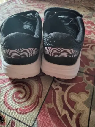 Scarpe da ginnastica bambina Joma nere taglia 29