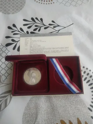 Moneda Plata Dollar JJOO 1984