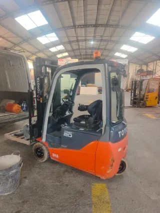 Carretilla elevadora Toyota 20
