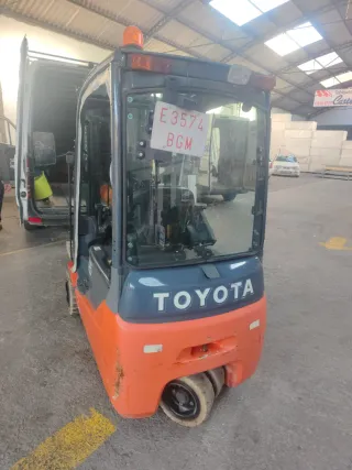 Carretilla elevadora Toyota 20