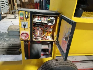 Gunitadora y enfoscadora eléctrica