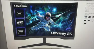 Monitor Samsung Odyssey G5 Curvo QHD 165Hz