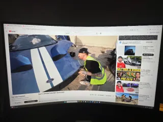 Monitor Samsung Odyssey G5 Curvo QHD 165Hz