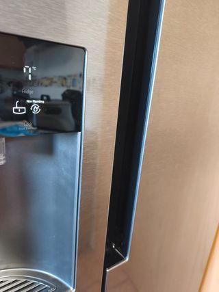Frigorífico LG Americano Vertical con dispensador