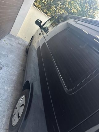 Volkswagen Caravelle 2023