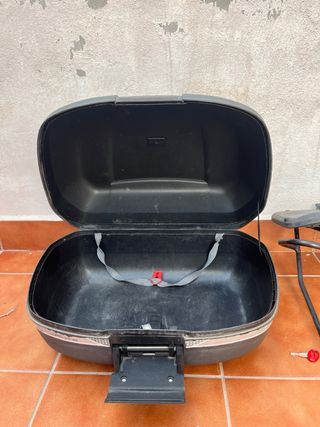 Baúl SHAD 48L + Parrilla para Suzuki Gs500