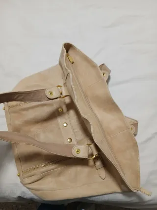 Bolso de cuero beige