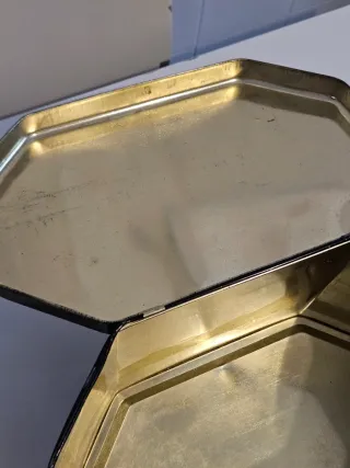 Antica scatola decorata con fiori Perugina