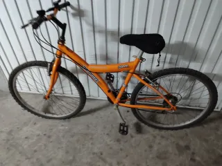 Bicicleta de Montaña Naranja