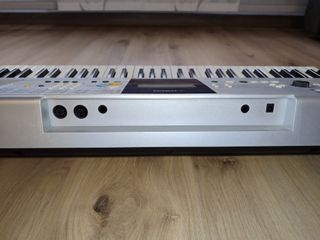 Yamaha PSR-E323 Teclado