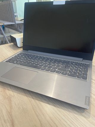 Portátil Lenovo IdeaPad S145-15AST Gris