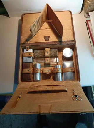 Maleta antigua barbería