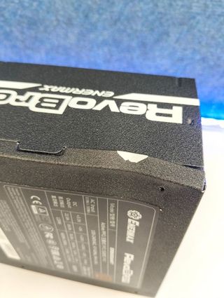 Fuente Enermax RevoBron 600W Semi-modular