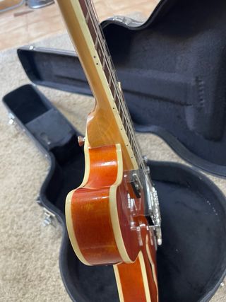 Guitarra Eléctrica Hollow Body con Humbuckers