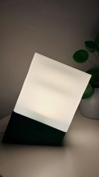 Candeeiro de Mesa Design Minimalista