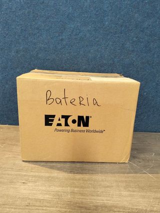 3 Baterías Eaton 5P1550I - Torre