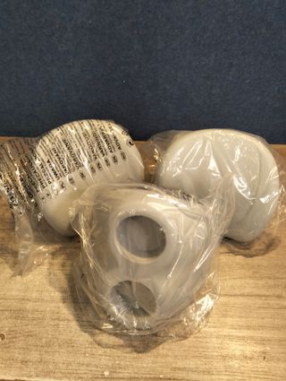 Arebos Comfort Set 2 Almohadas cervicales + portabebidas para bañera de hidromasaje | Blanco | 100% Resistente al Agua | con Forma ergonómica | Espuma de PU