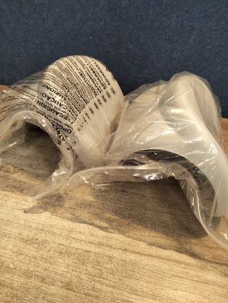 Arebos Comfort Set 2 Almohadas cervicales + portabebidas para bañera de hidromasaje | Blanco | 100% Resistente al Agua | con Forma ergonómica | Espuma de PU