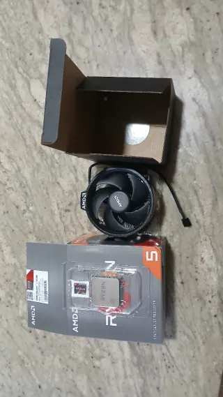 Ryzen 7 2700 con disipador nuevo