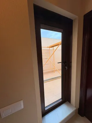 Puerta exterior seguridad doble cristal