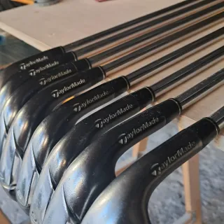 Palos de golf Taylormade Burner 2