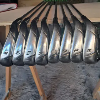 Palos de golf Taylormade Burner 2