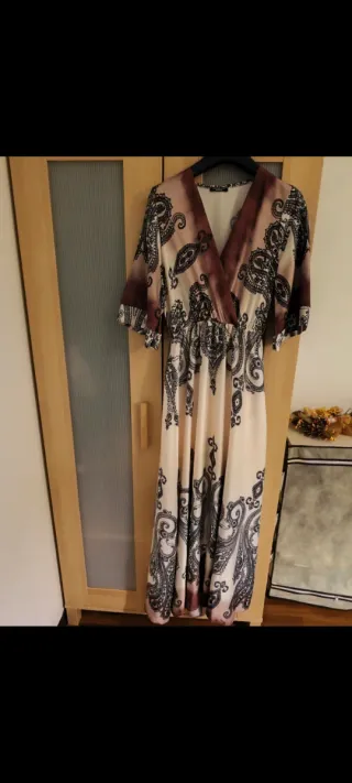 Vestito lungo fantasia beige e marrone