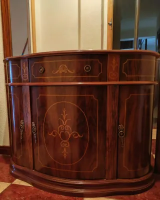 Mueble de entrada con espejo