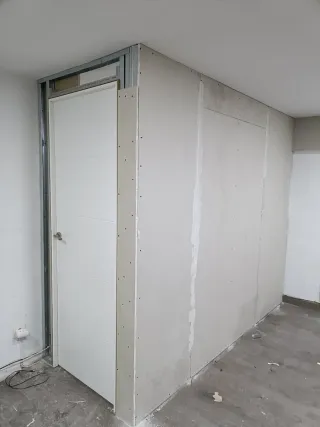 Pladur, puertas y ventanas