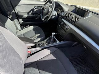 BMW 118i TECHO NAVEGADOR LLANTAS PDC LIBRO GARANTI