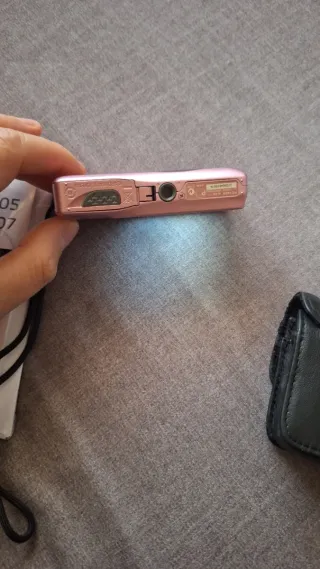 Cámara Digital Canon IXUS 105 Rosa